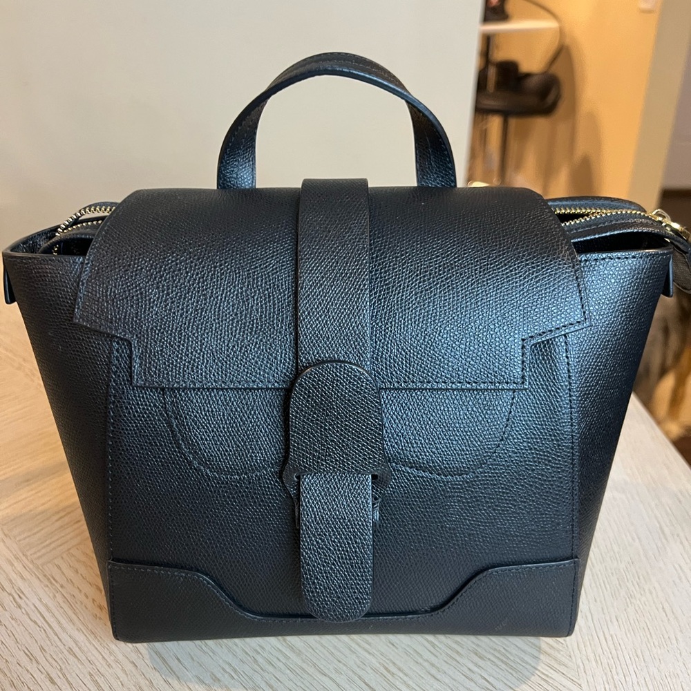 SENREVE Handbag Black and Gold